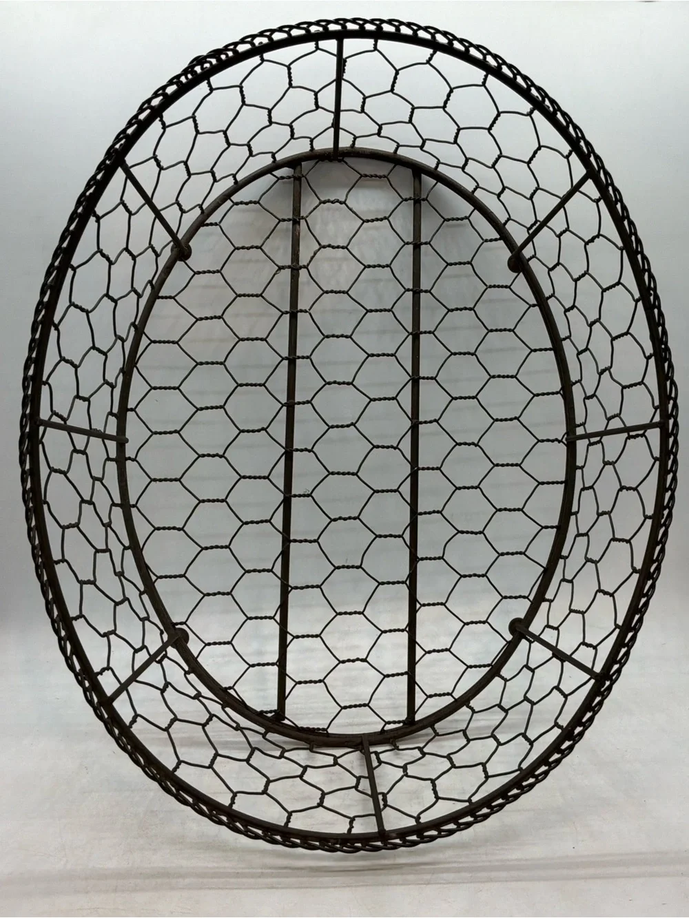 Vintage Gourmet Farmers Market Oval Wire Centerpiece Fruit Basket, 12”Lx9.5”W